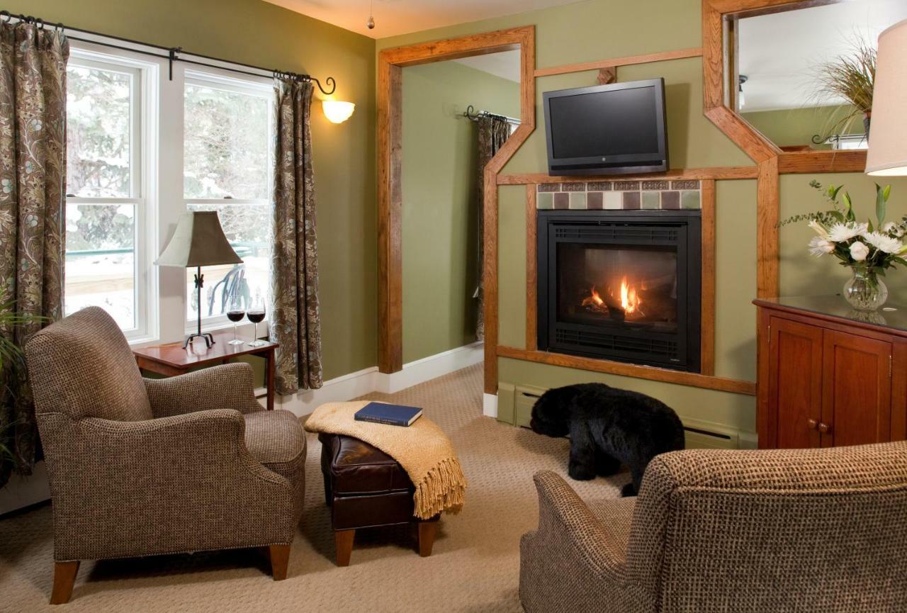 Lake Pointe Inn McHenry Extérieur photo