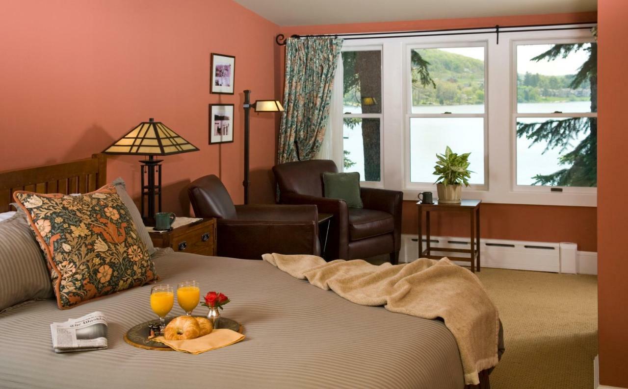 Lake Pointe Inn McHenry Extérieur photo