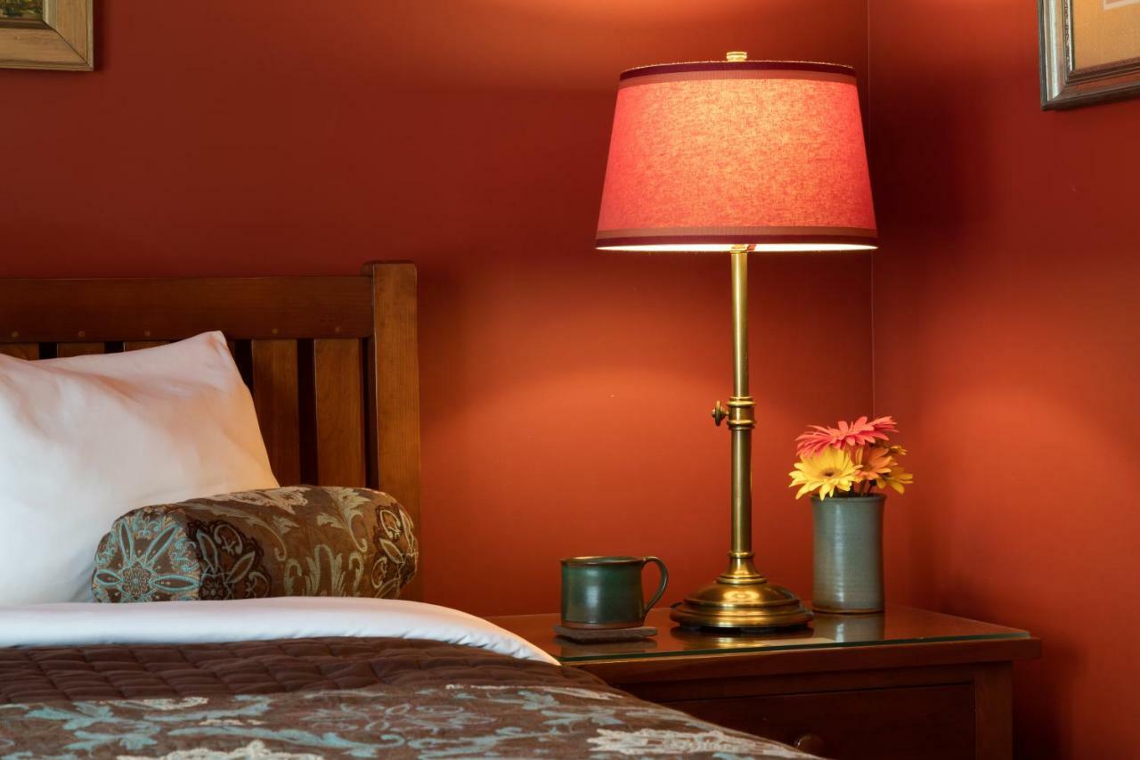 Lake Pointe Inn McHenry Extérieur photo