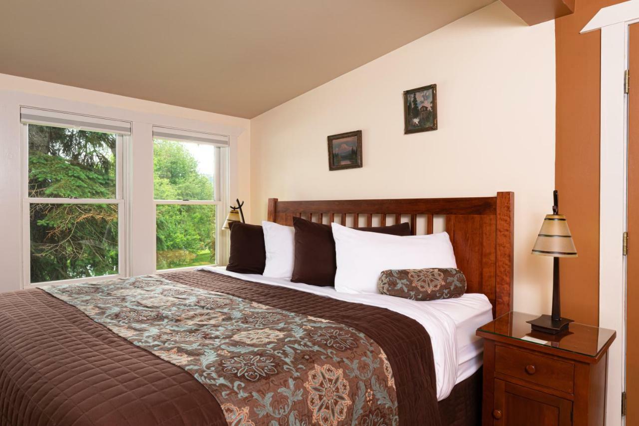 Lake Pointe Inn McHenry Extérieur photo