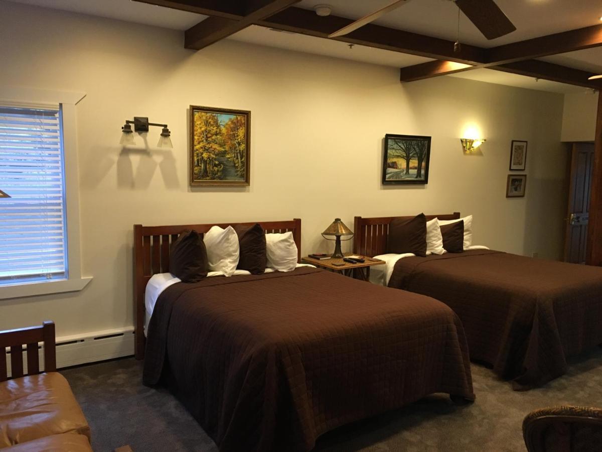 Lake Pointe Inn McHenry Extérieur photo