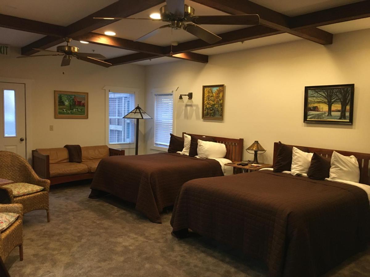Lake Pointe Inn McHenry Extérieur photo